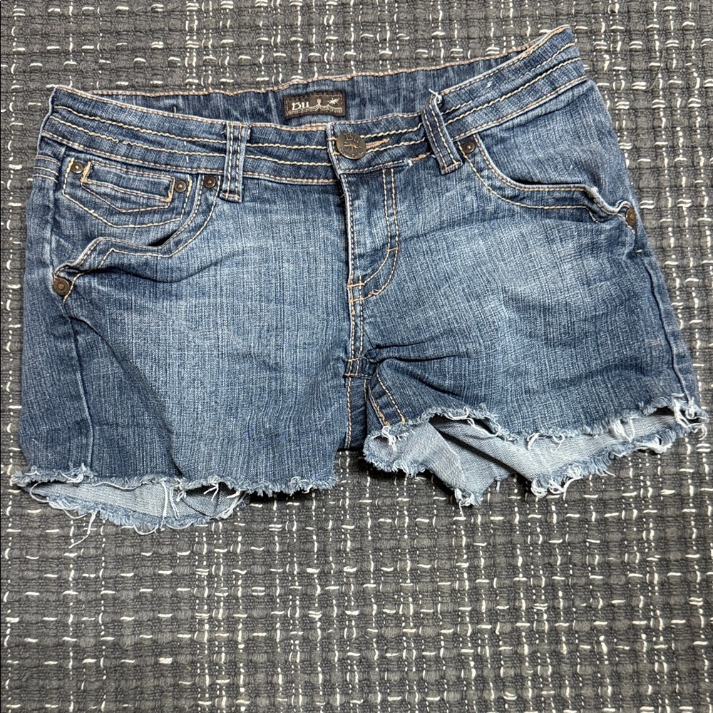 Bu from Malibu Frayed Hem Mid-Rise Denim Shorts in Blue